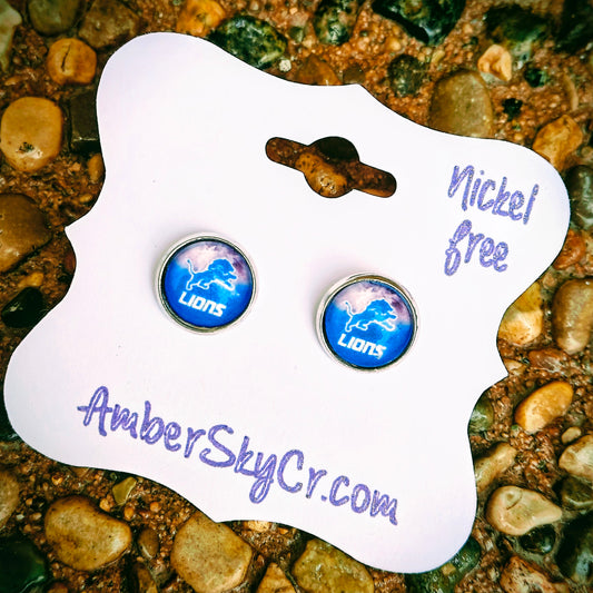Lions- 10mm Stud Earrings